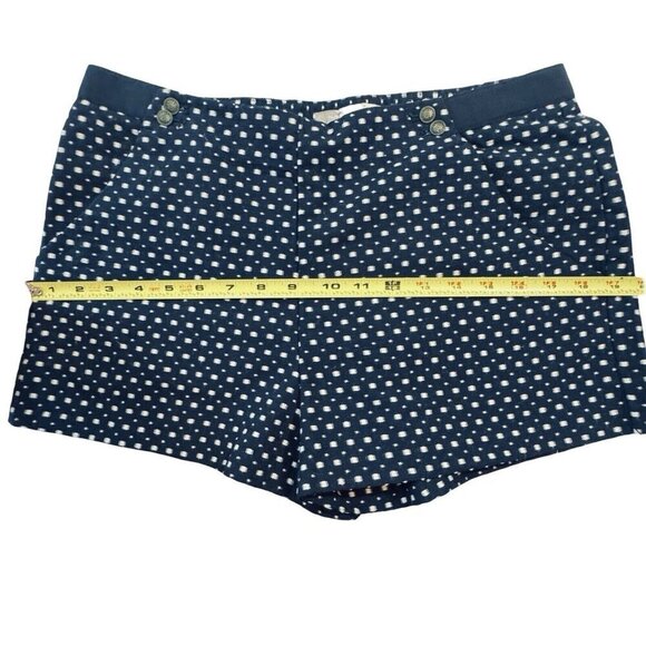FOREVER 21 Textured Navy/White Shorts Medium Square Button-Front Grosgrain Waist - Picture 12 of 16